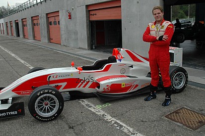 F2000 Light: Alfredo Maisto si lega alla Tomcat