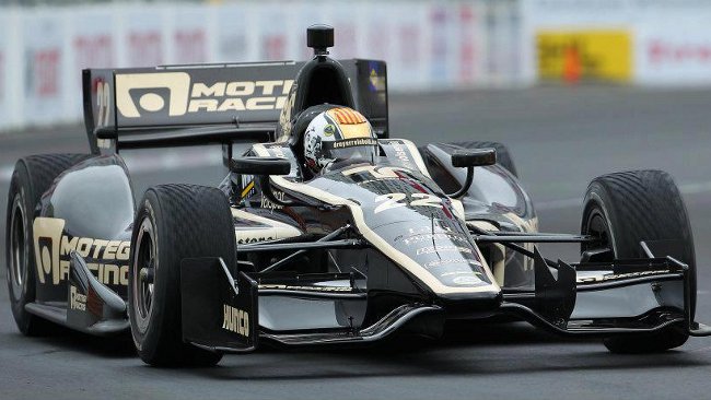 Lotus perde due team: D&R e BHA cambiano motori
