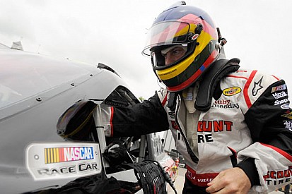 Villeneuve si accorda con la Penske per due gare