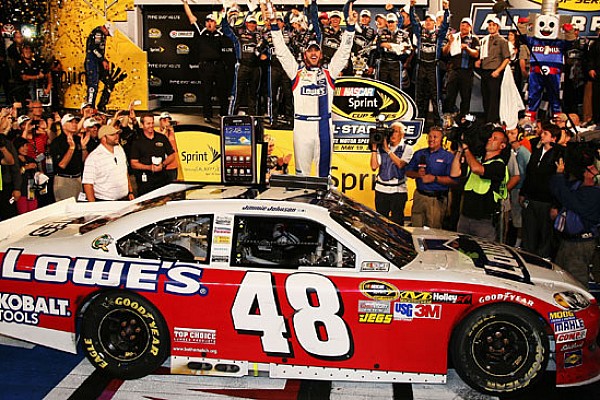 Jimmie Johnson trionfa nella All-Star Race