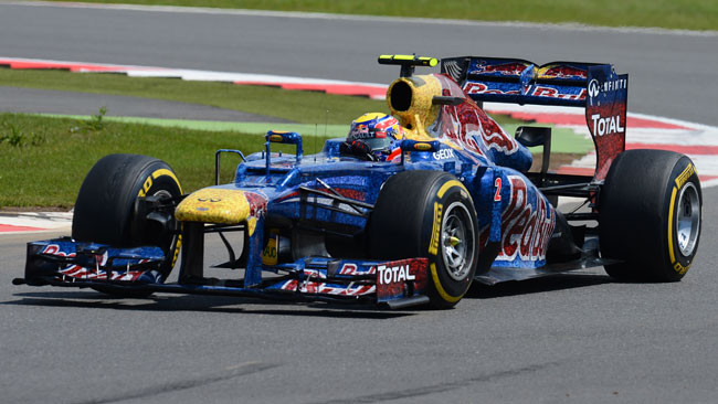 Webber beffa Alonso nel finale a Silverstone