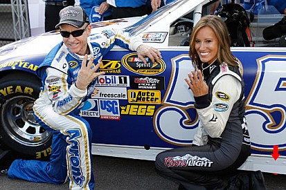 Poker di pole position per Mark Martin