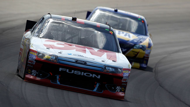 Biffle si prende vittoria e leadership in Michigan