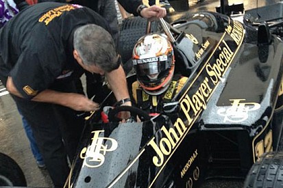 D'Ambrosio sulla Lotus 98T - Renault di Senna