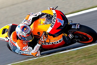 Phillip Island, Libere 1: Stoner torna grande in casa