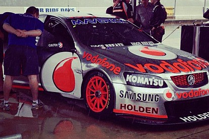 Stoner potrebbe correre nella V8 Supercars nel 2013!