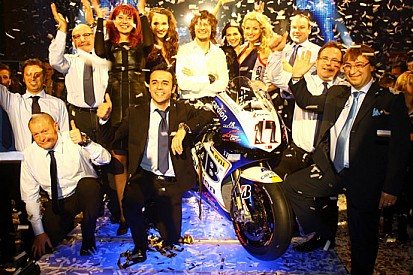 Karel Abraham presenta i colori della sua ART-Aprilia