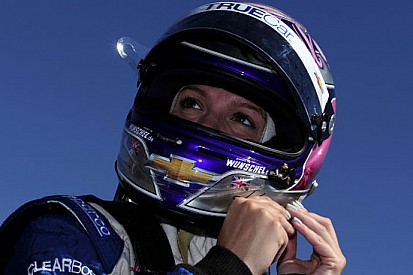 Katherine Legge pronta a fare causa alla Dragon