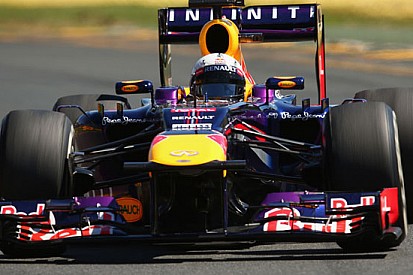 Melbourne, Libere 2: Vettel domina con la Red Bull