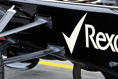 La Lotus deve togliere le carenature dalle sospensioni