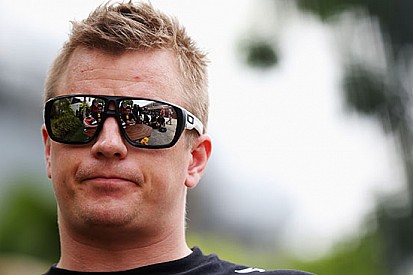 Kimi annuncia il ritiro, ma è un pesce d'aprile!