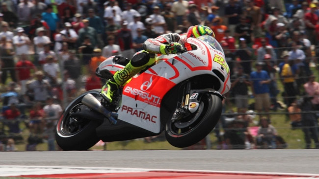 Iannone rallentato da un indolenzimento al braccio