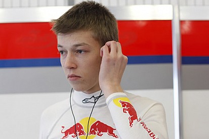 Daniil Kvyat corre ad Hockenheim con la Carlin