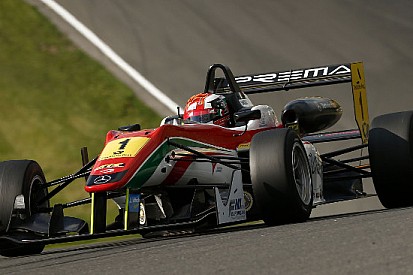 Ancora Marciello nella terza gara di Brands Hatch