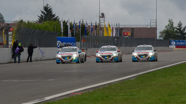 Debutto vincente per la 208 GTi al Nurburgring