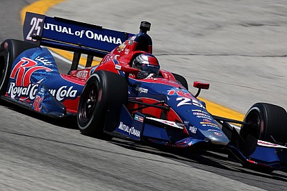 Marco Andretti conquista la pole a Milwaukee