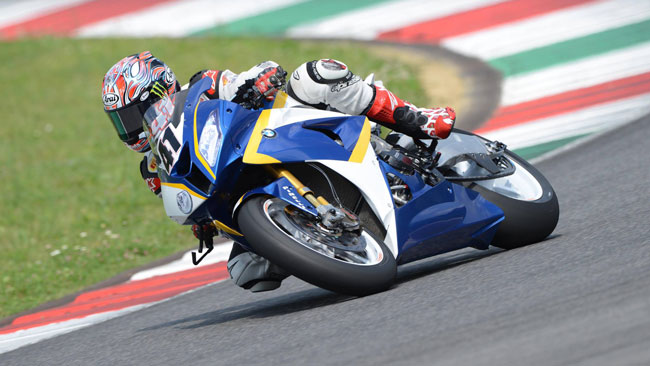 Ecco Noriyuki Haga in sella alla BMW al Mugello