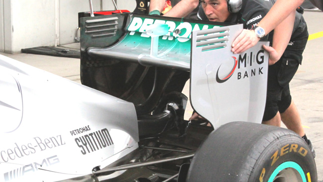 Mercedes: ecco il Doppio DRS da provare nelle libere!