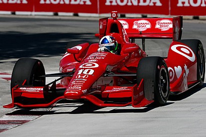 Franchitti conquista la pole di gara 1 a Toronto
