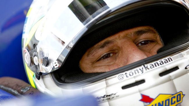 Tony Kanaan al via ad Indianapolis con Ganassi