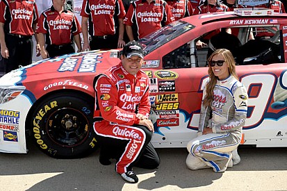 Ryan Newman torna in pole dopo quasi due anni