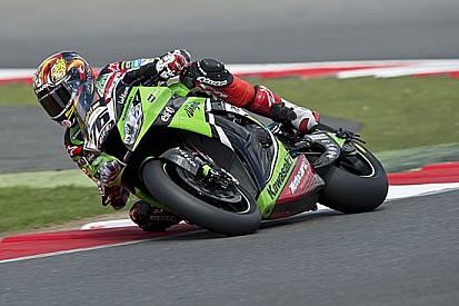 L'arrivo della pioggia regala gara 2 a Loris Baz