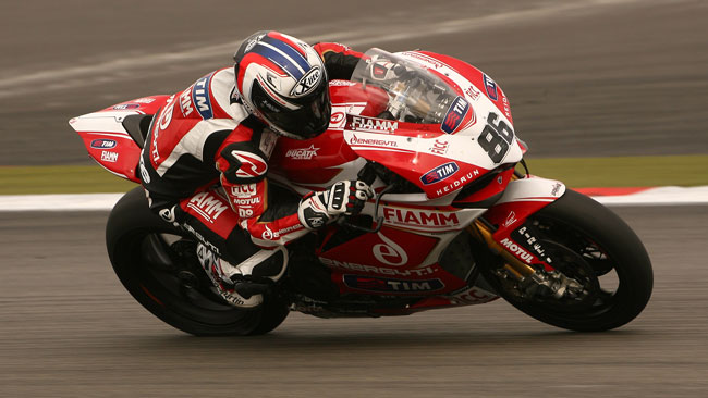 Le Ducati faticano anche al Nurburgring
