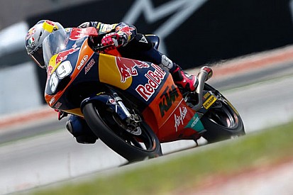 Luis Salom batte Alex Rins in volata a Sepang