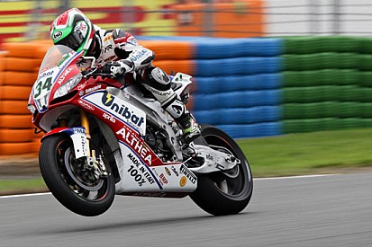 Jerez, Qualifica 2: Giugliano guida il poker Aprilia