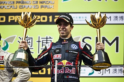 Félix da Costa al posto di Kvyat con la Carlin a Macao