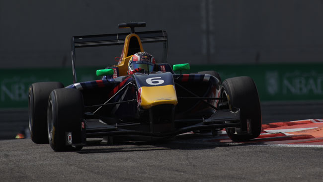 Daniil Kvyat brilla nelle libere di Abu Dhabi