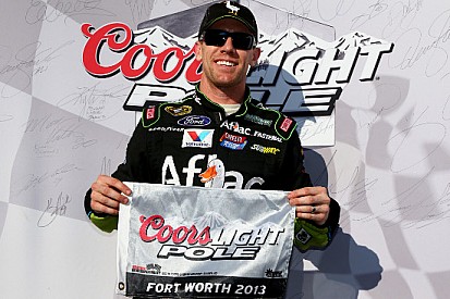 A Fontana la seconda pole del 2013 di Carl Edwards