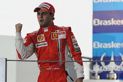 E' l'ora dei saluti per Massa alle Finali Mondiali Ferrari