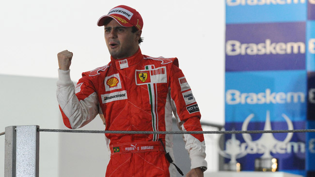 E' l'ora dei saluti per Massa alle Finali Mondiali Ferrari