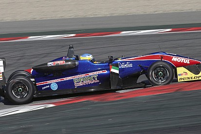 Ed Jones vince e passa al comando della classifica