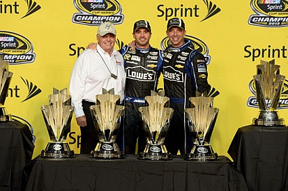 Jimmie Johnson campione per la sesta volta!