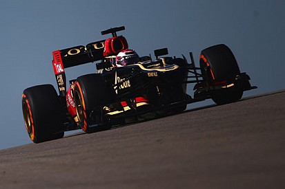 Problemi con ala anteriore e KERS per Kovalainen