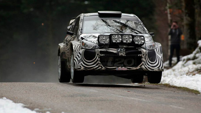 Primo test con la Hyundai i20 WRC per Thierry Neuville