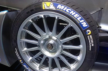 Michelin con un chip elettronico nelle gomme