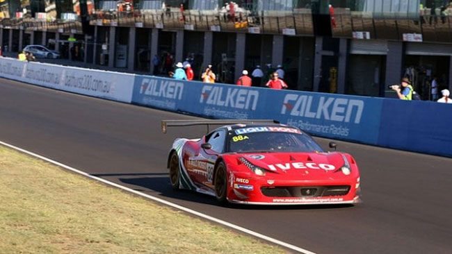 12 Ore di Bathurst: trionfano la Ferrari e Mika Salo
