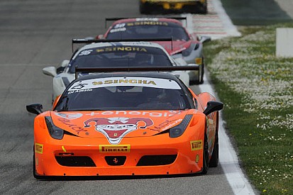 Podio tutto tricolore in gara 2 del Trofeo Pirelli