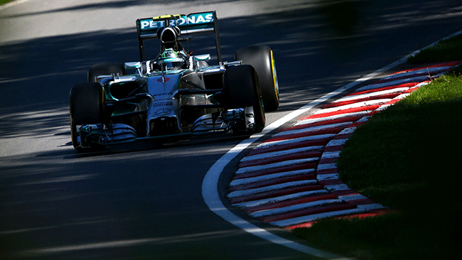 Rosberg perentorio: è pole a Montreal!