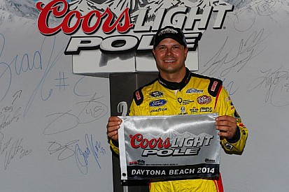 Pole a sorpresa di David Gilliland a Daytona