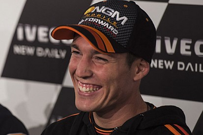Aleix Espargaro porta la sua squadra nel Mondiale