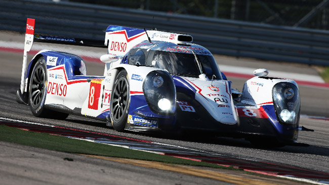 La Toyota va avanti con due vetture a Le Mans