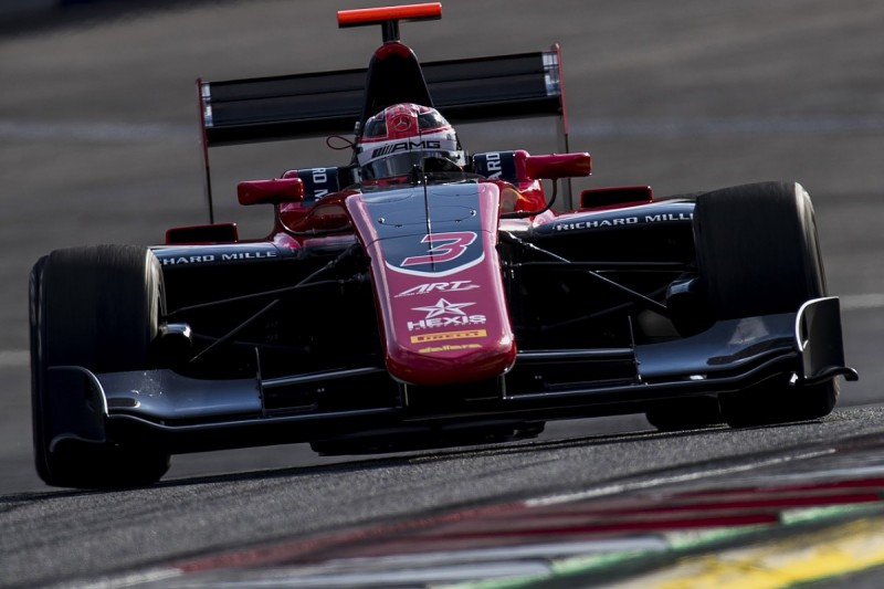 Red Bull Ring GP3: Russell heads tight pack to claim maiden pole