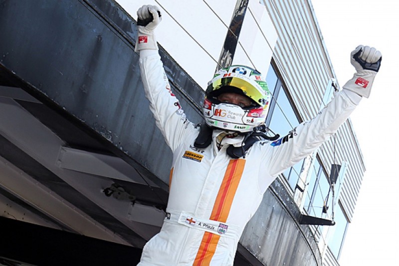 Silverstone BTCC: Andy Priaulx wins for WSR BMW