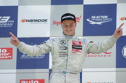 Nurburgring F3: Felix Rosenqvist wins again in race two