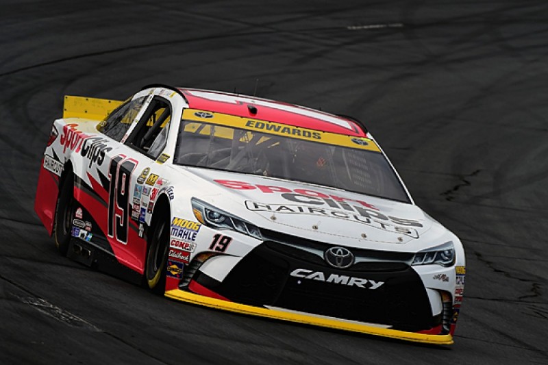 New Hampshire NASCAR: Carl Edwards on pole for Joe Gibbs Racing