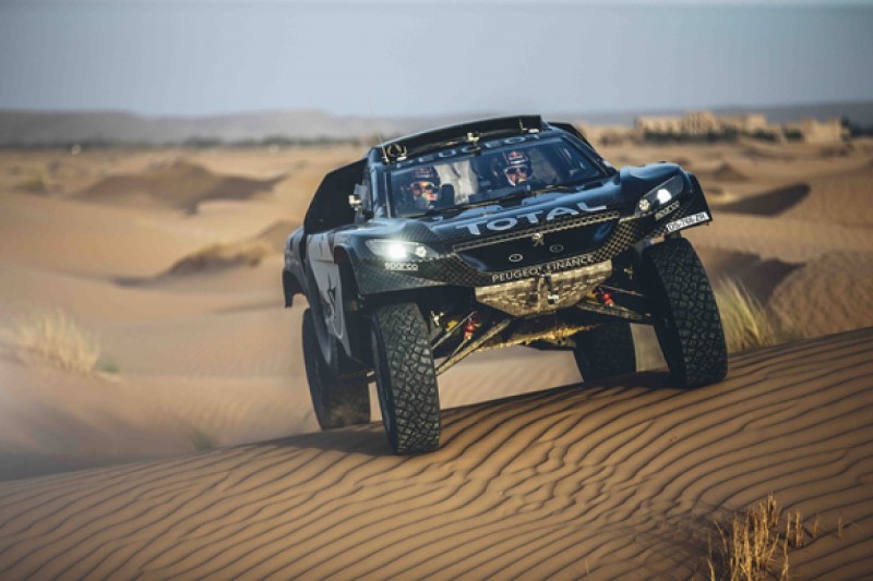 Peugeot launches upgraded 2008 DKR16 for 2016 Dakar Rally
